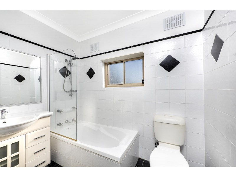 9/92 Moonbie Street, Summer Hill NSW 2130