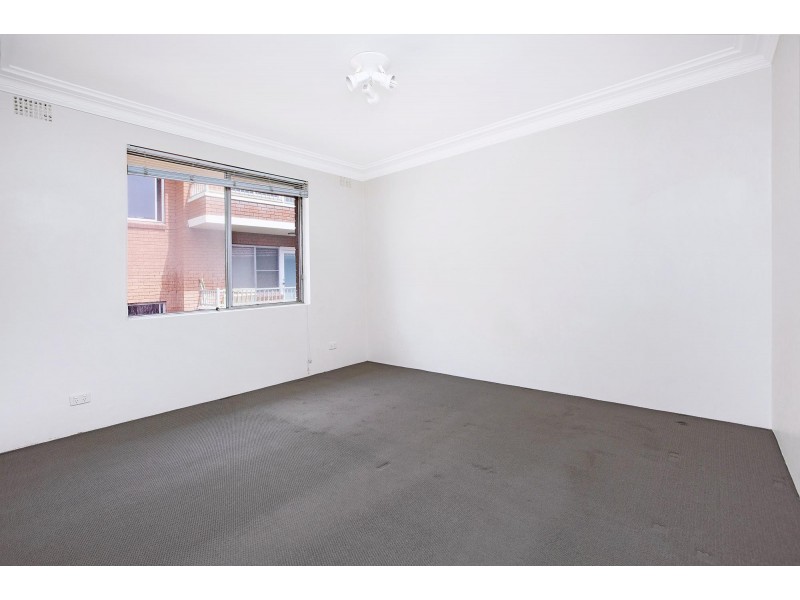 8/6 Julia Street, Ashfield NSW 2131