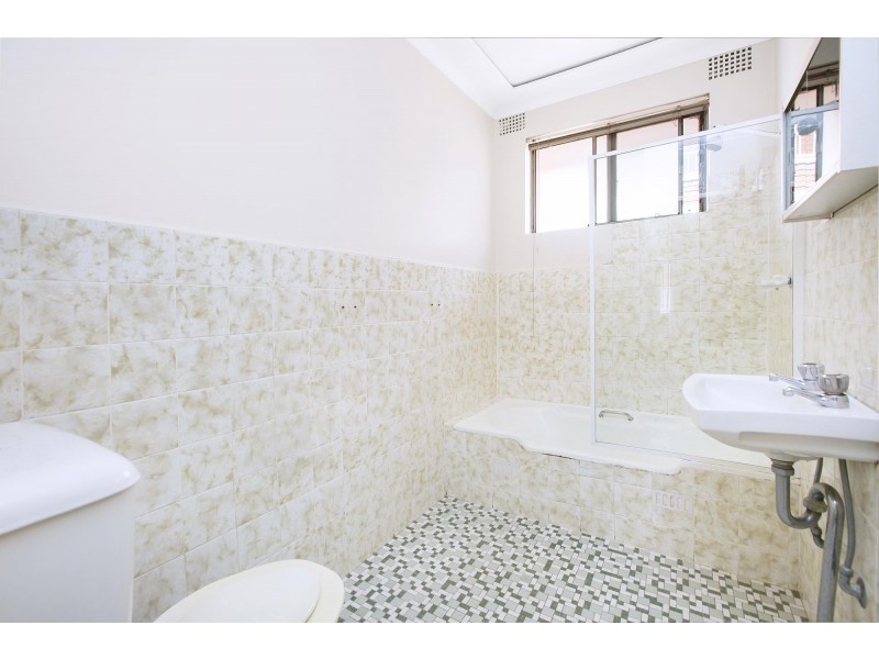 8/6 Julia Street, Ashfield NSW 2131