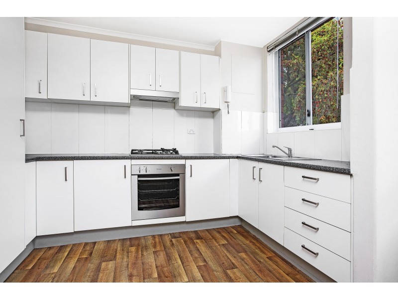 4/39 Clyde Street, Croydon Park NSW 2133