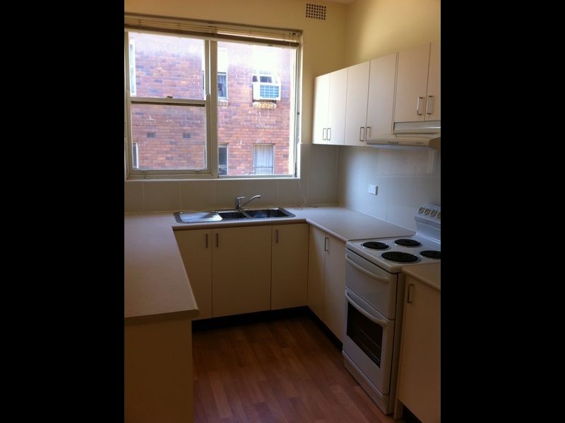 8/4 Loftus Street, Ashfield NSW 2131