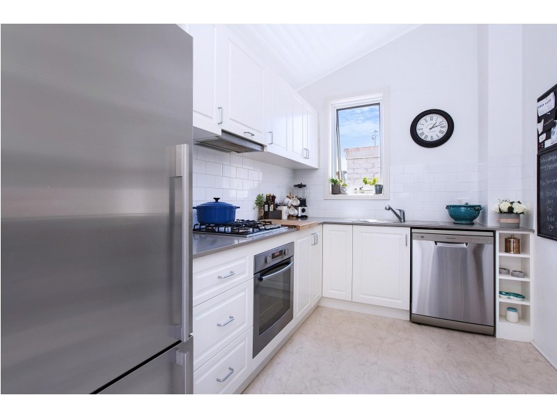 13 Nicholson Street, Tempe NSW 2044