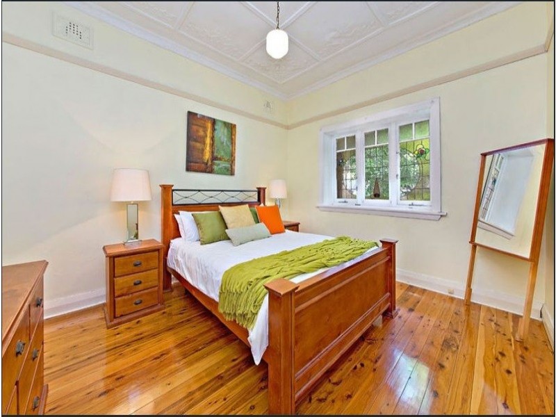 21 Brunswick Parade, Ashfield NSW 2131