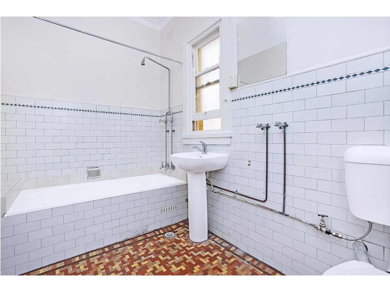 1/1 The Esplanade, Ashfield NSW 2131