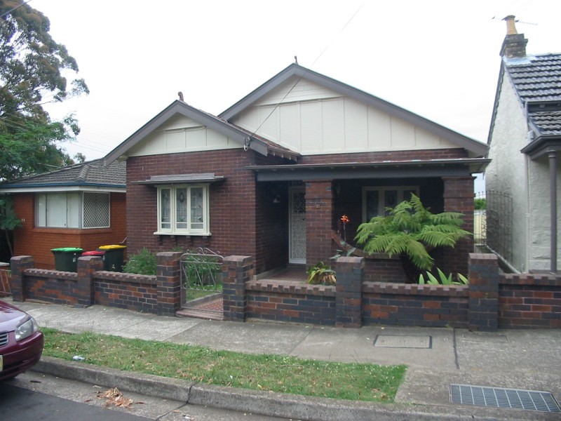 21 Robert Street, Canterbury NSW 2193