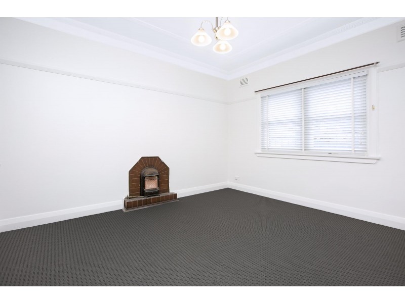 2/6 Murrell Street, Ashfield NSW 2131
