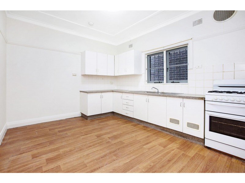 2/6 Murrell Street, Ashfield NSW 2131