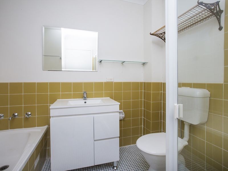 3/74-76 Floss Street, Hurlstone Park NSW 2193