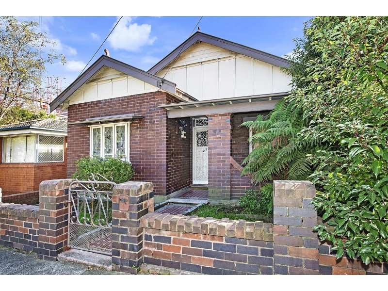21 Robert Street, Canterbury NSW 2193