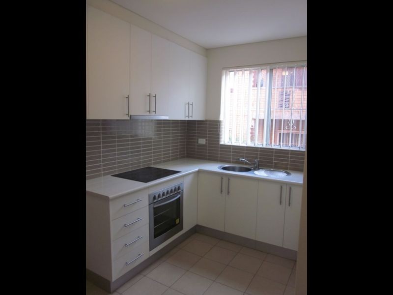 3/37 McKern Street, Campsie NSW 2194