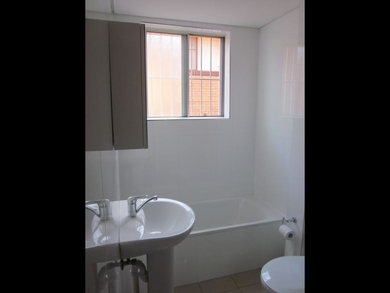 3/37 McKern Street, Campsie NSW 2194