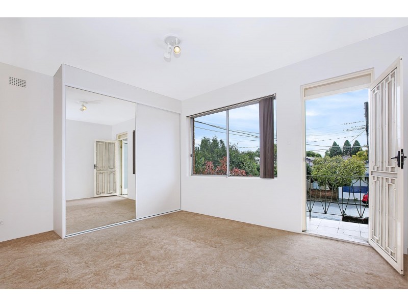 2/12 palace Street, Ashfield NSW 2131