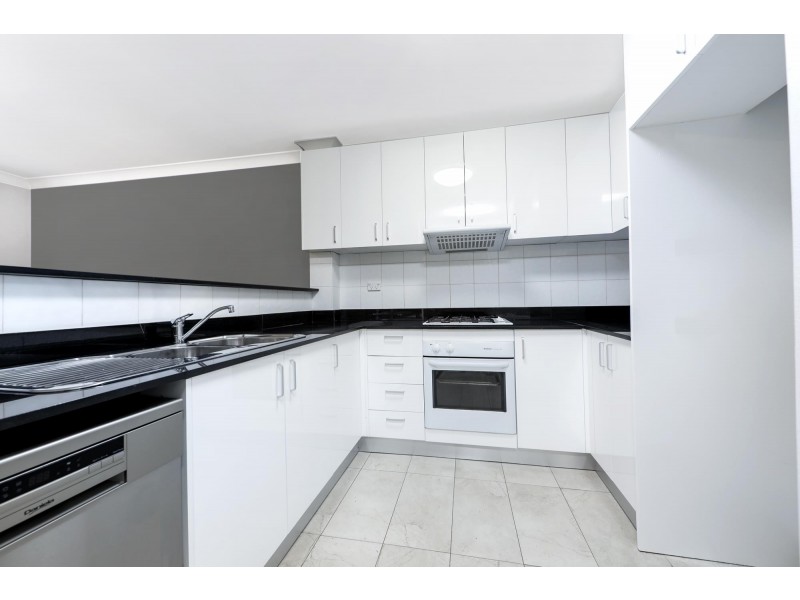 15/20-26 Jenner Street, Baulkham Hills NSW 2153