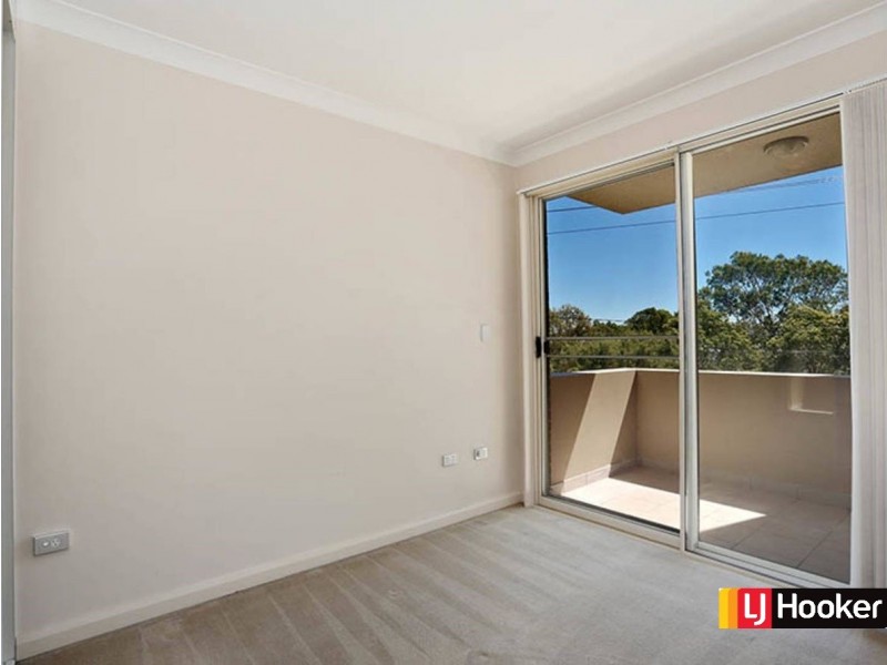 52/6-18 Redbank Rd, Northmead NSW 2152