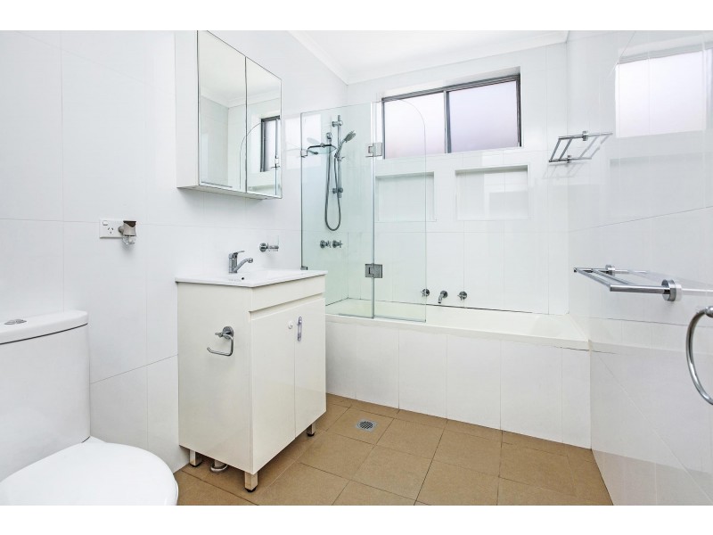 7 Liney Ave, Clemton Park NSW 2206