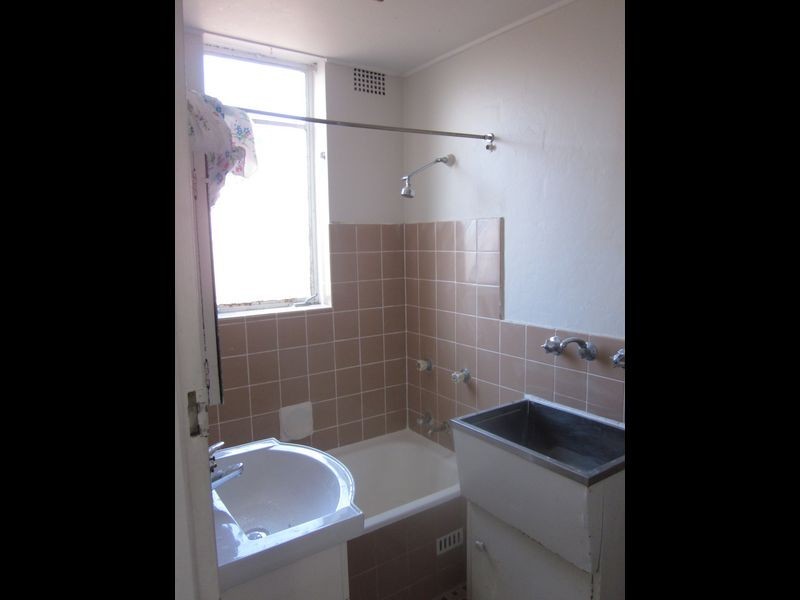 2/9 McCourt Street, Wiley Park NSW 2195