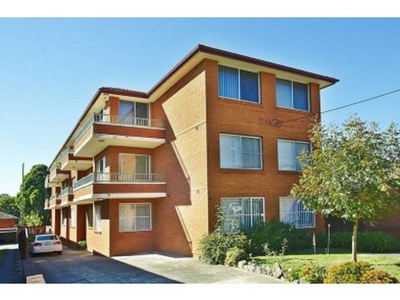 9/4 Julia Street, Ashfield NSW 2131