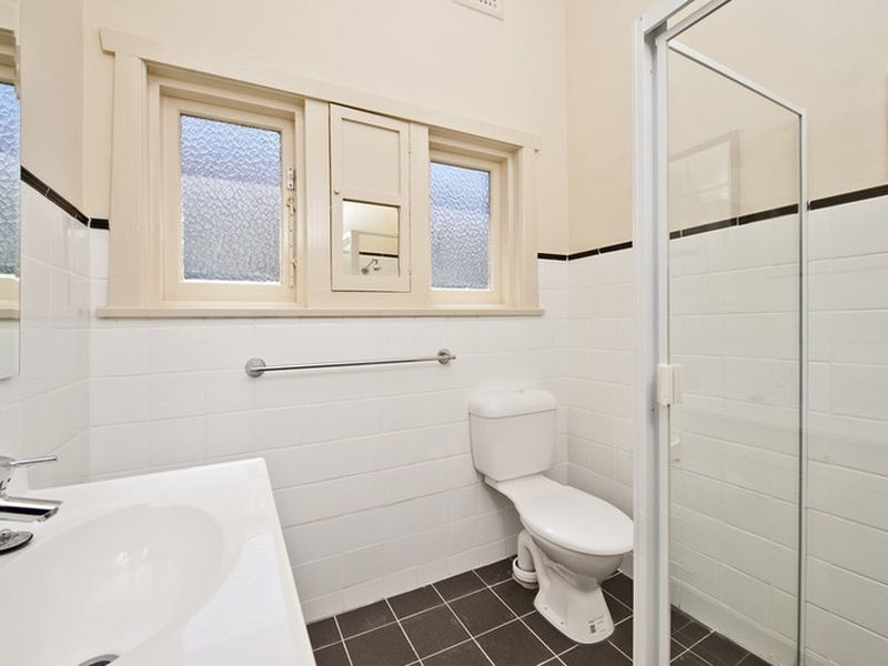 8 Richmond Avenue, Ashfield NSW 2131