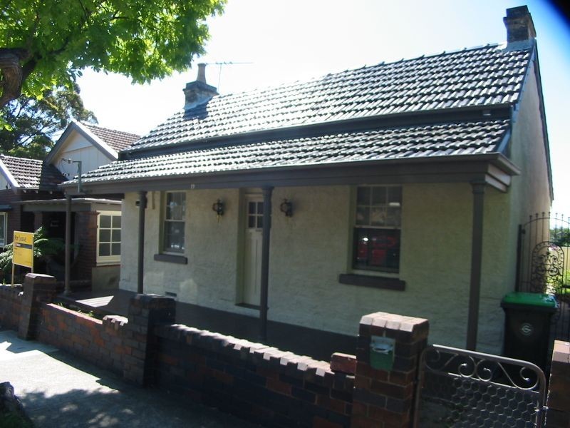 19 Robert Street, Canterbury NSW 2193