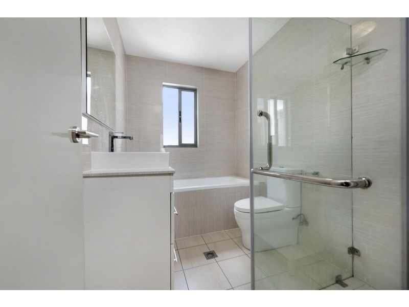 36 Bowaga Circuit, Villawood NSW 2163