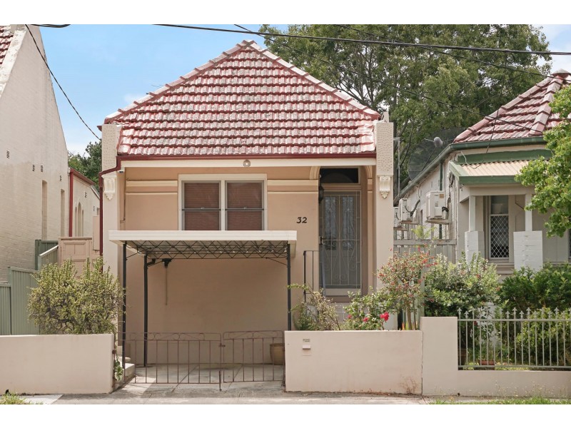 32 Conder Street, Burwood NSW 2134 LJ Hooker Ashfield Leased