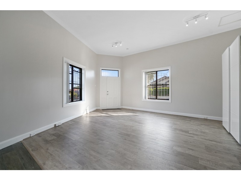 81A Crinan St, Hurlstone Park NSW 2193