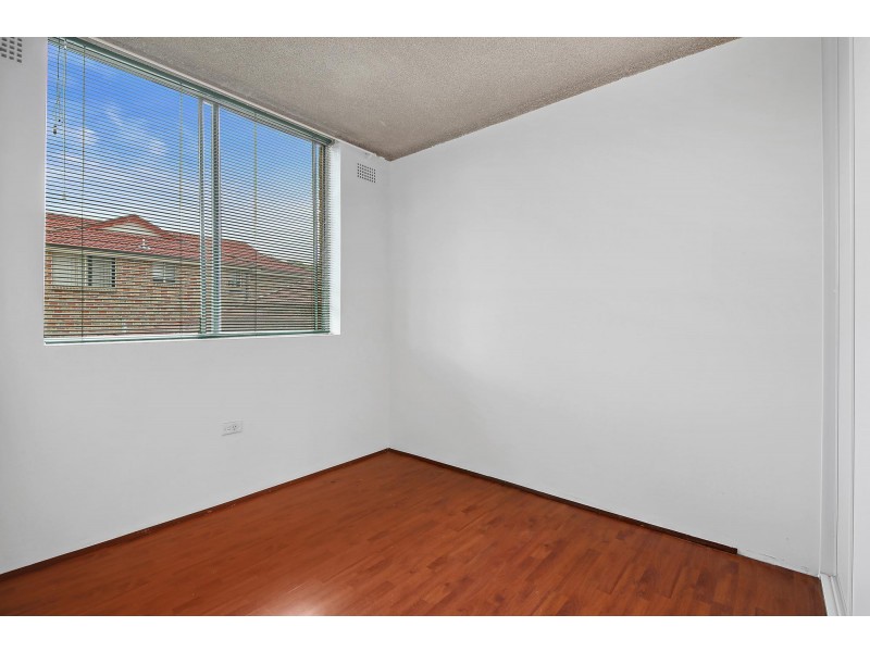 8/138 Ninth Avenue, Campsie NSW 2194