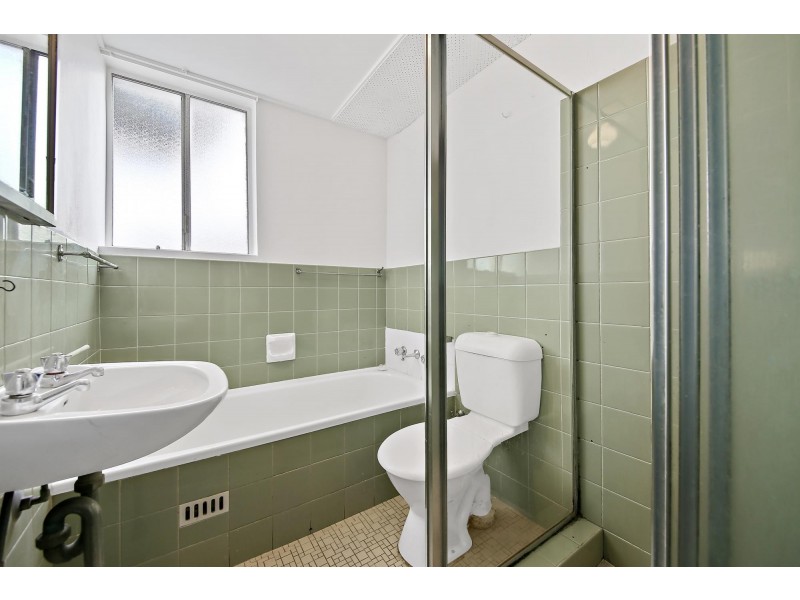 8/138 Ninth Avenue, Campsie NSW 2194