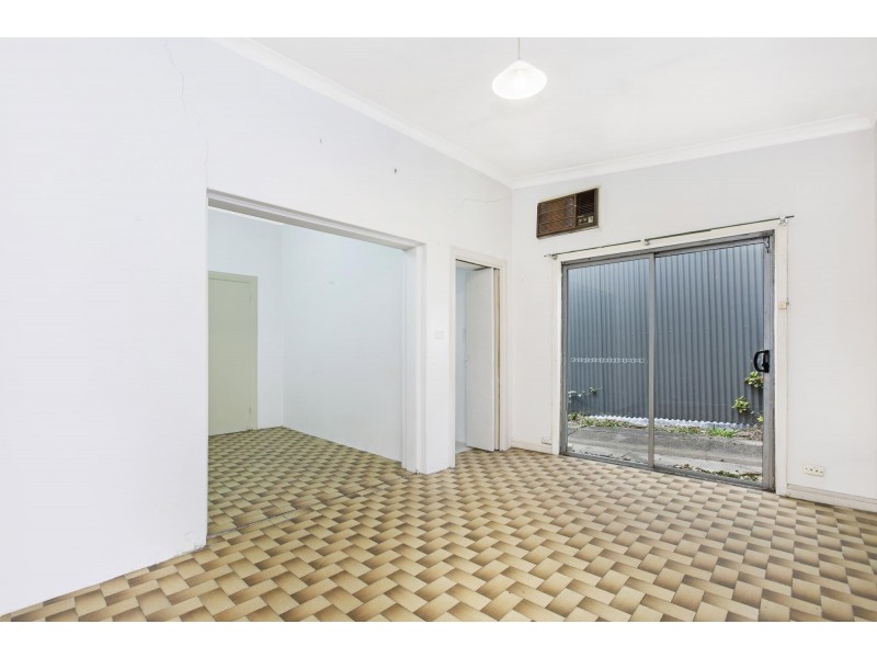 2/58 Georges River Road, Croydon Park NSW 2133