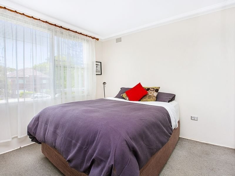 2/1 Blackwood Avenue, Ashfield NSW 2131