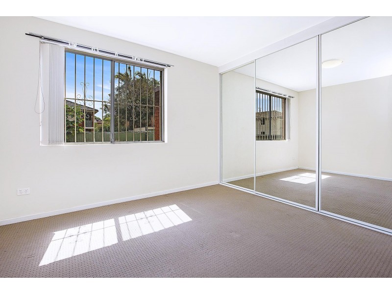 4/37 McKern Street, Campsie NSW 2194