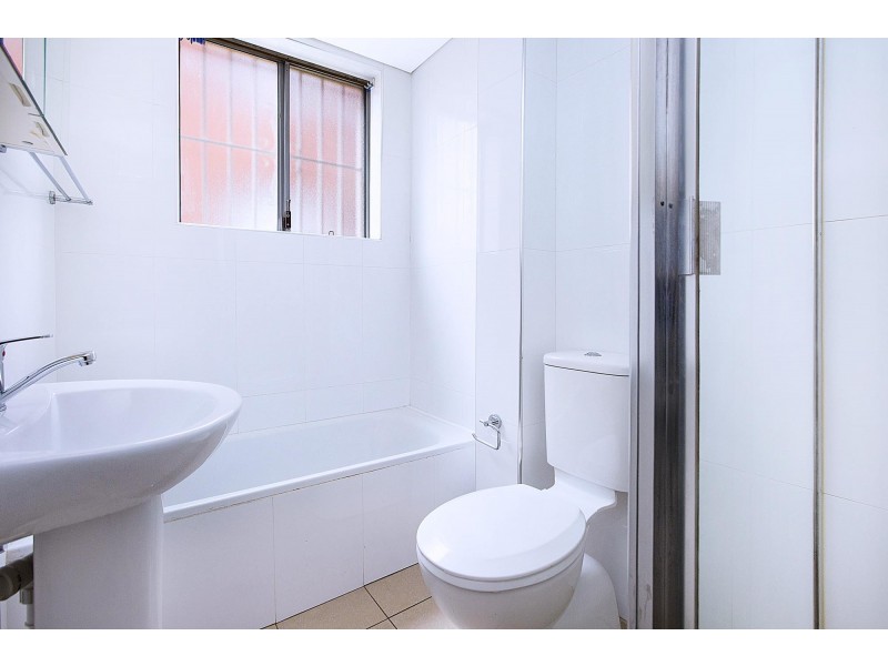 4/37 McKern Street, Campsie NSW 2194