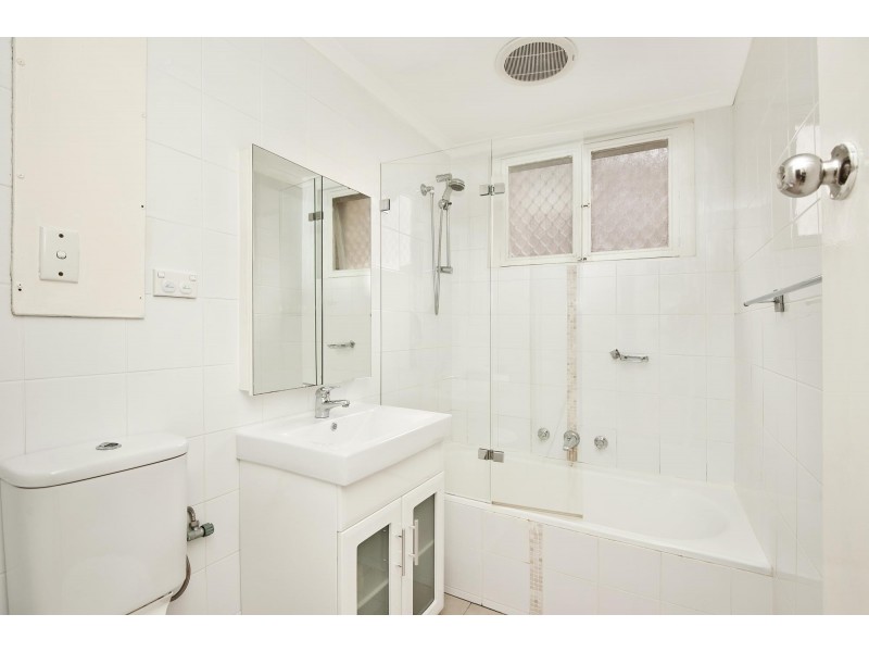 1/10 Orpington Street, Ashfield NSW 2131