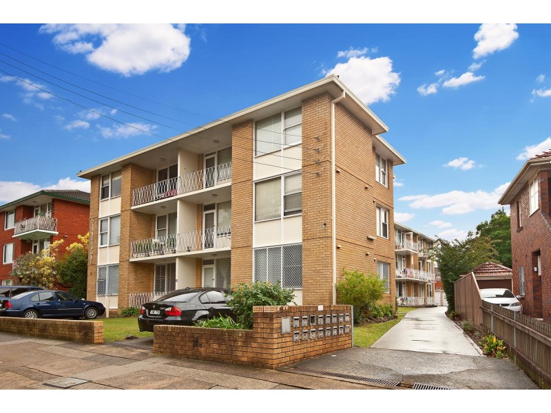 1/10 Orpington Street, Ashfield NSW 2131