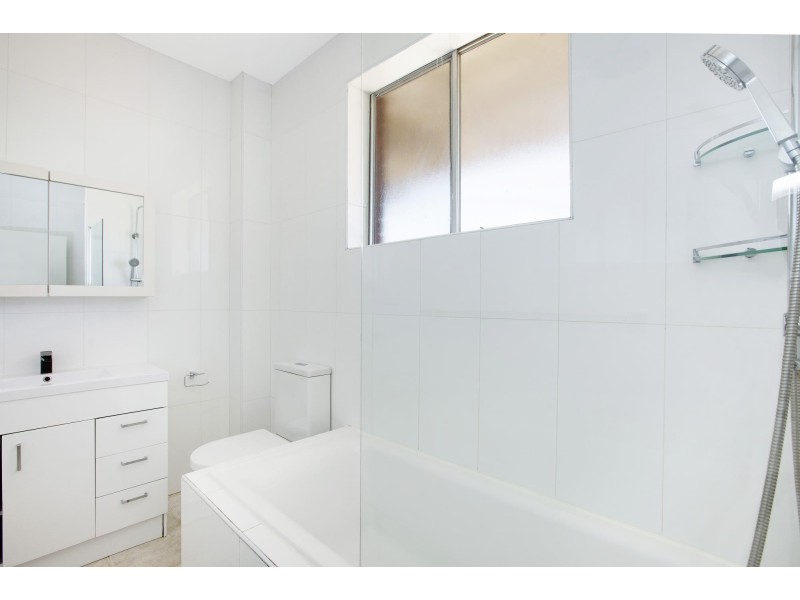 16/40 Fourth Ave, Campsie NSW 2194