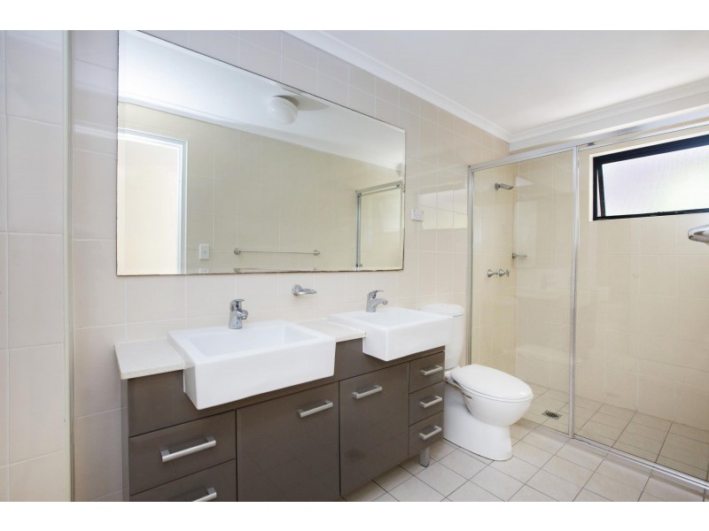 1/62 Charlotte Street, Ashfield NSW 2131