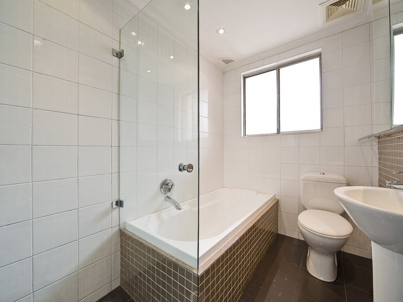 3/42 Alt Street, Ashfield NSW 2131