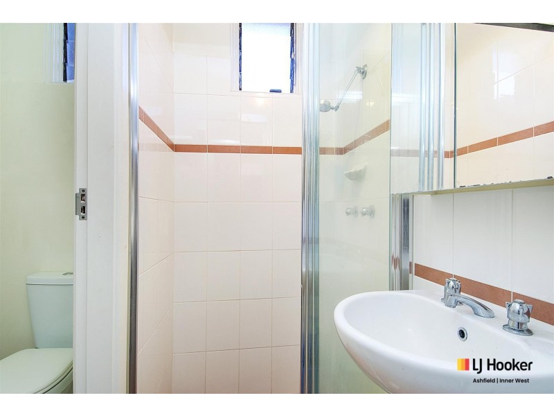 6/7 Queensborough Road, Croydon Park NSW 2133