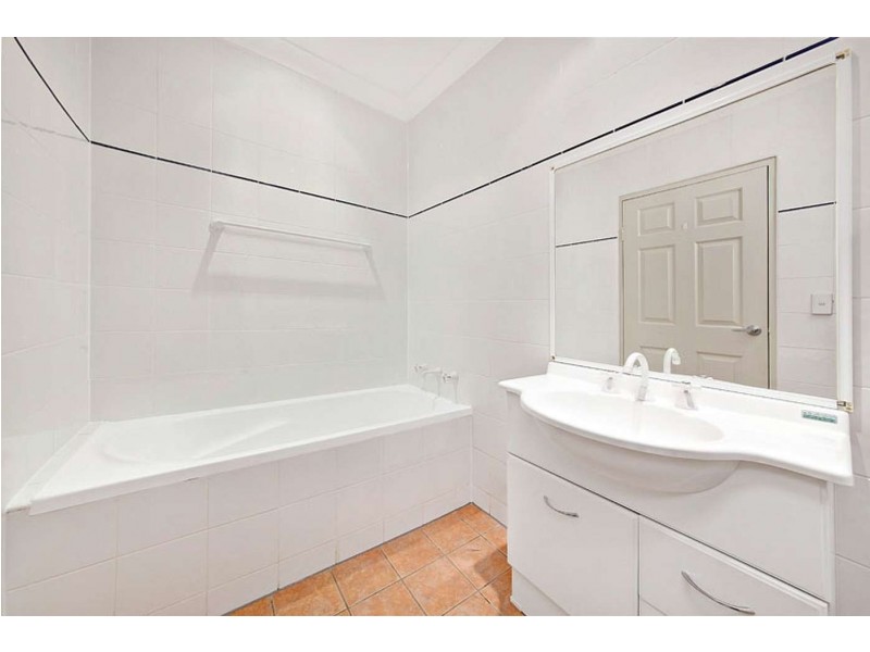 8/226 Liverpool Road, Enfield NSW 2136