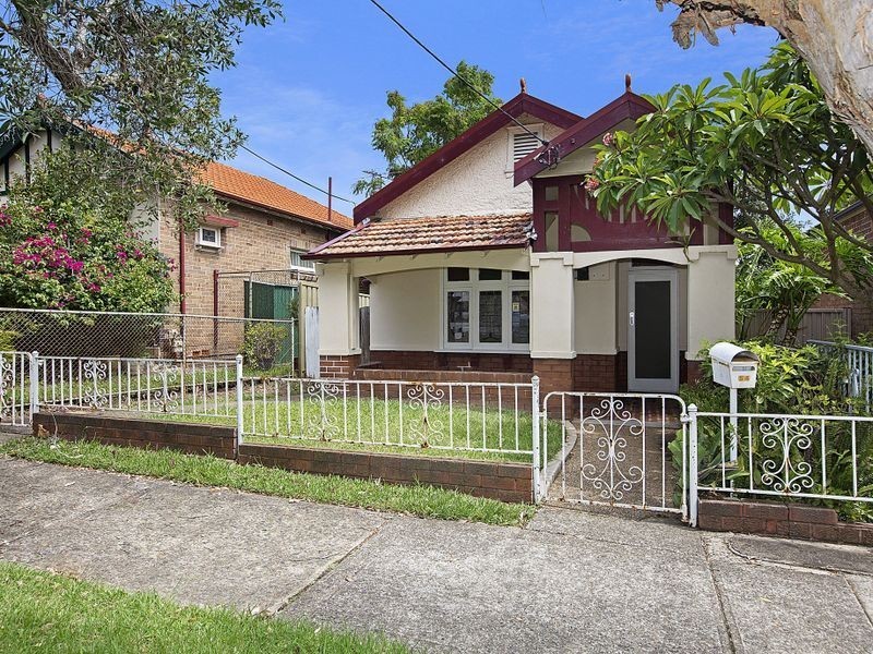 54 Third Street, Ashbury NSW 2193