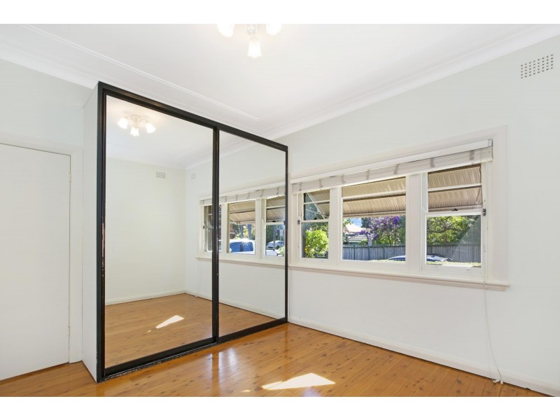 76 Arthur Street, Croydon Park NSW 2133