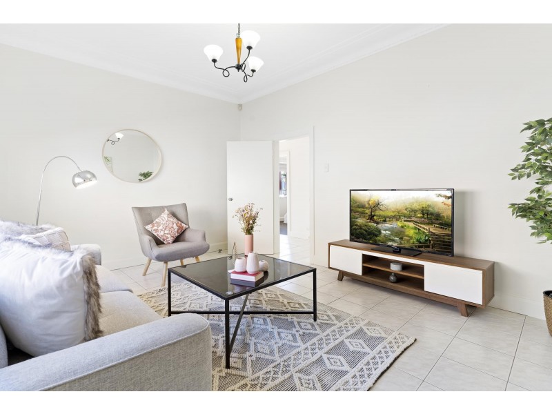 28 Cromwell Street, Croydon Park NSW 2133