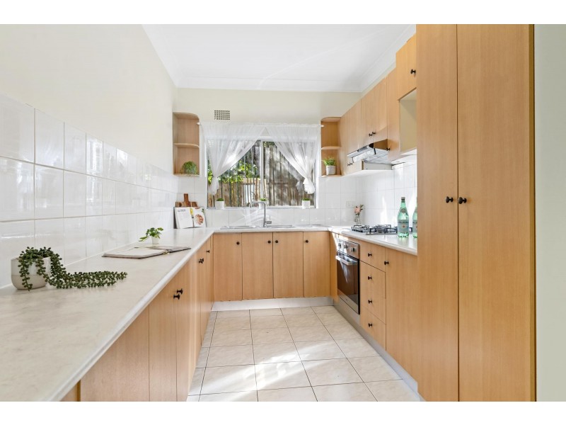 28 Cromwell Street, Croydon Park NSW 2133