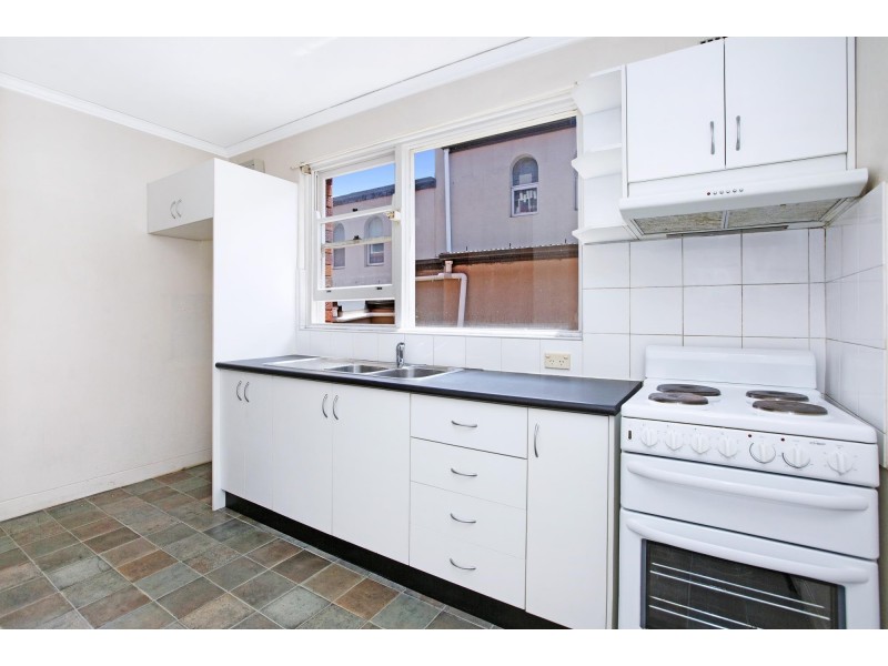 2/14 The Avenue, Ashfield NSW 2131