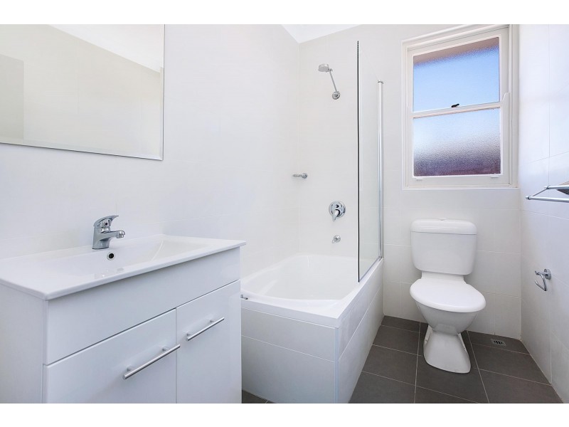 6/7 Grainger Avenue, Ashfield NSW 2131