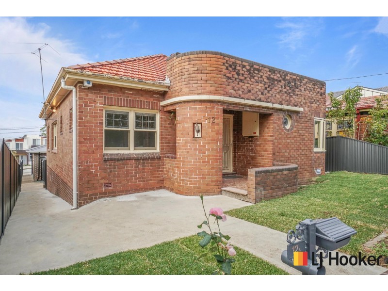 12 Nicholas Avenue, Campsie NSW 2194