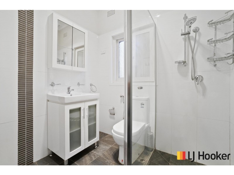 12 Nicholas Avenue, Campsie NSW 2194