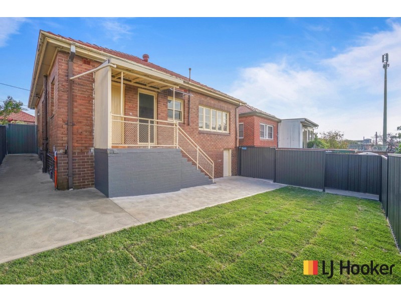 12 Nicholas Avenue, Campsie NSW 2194