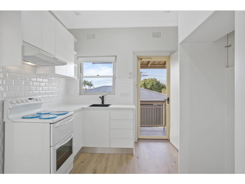 12 Nicholas Avenue, Campsie NSW 2194