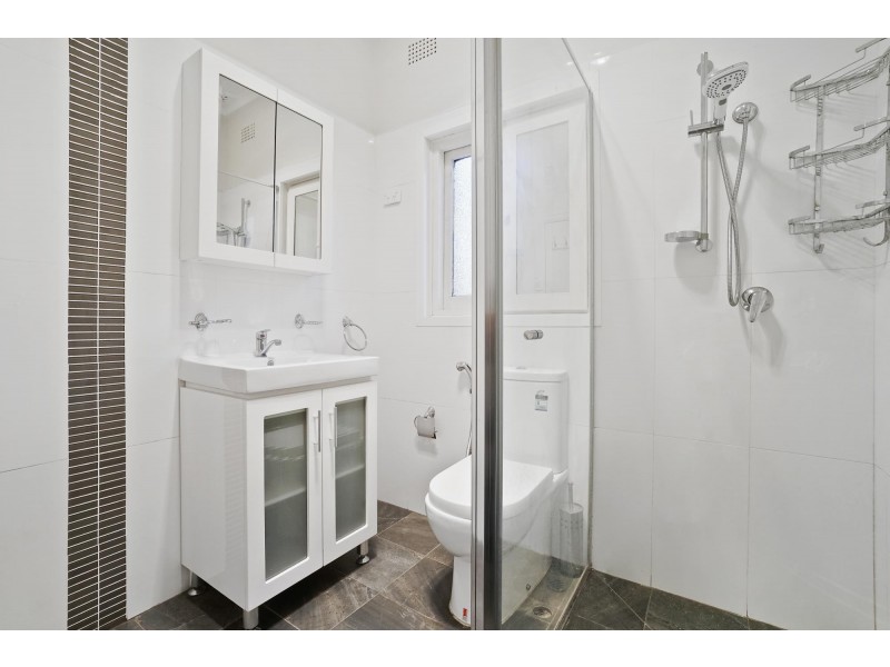 12 Nicholas Avenue, Campsie NSW 2194